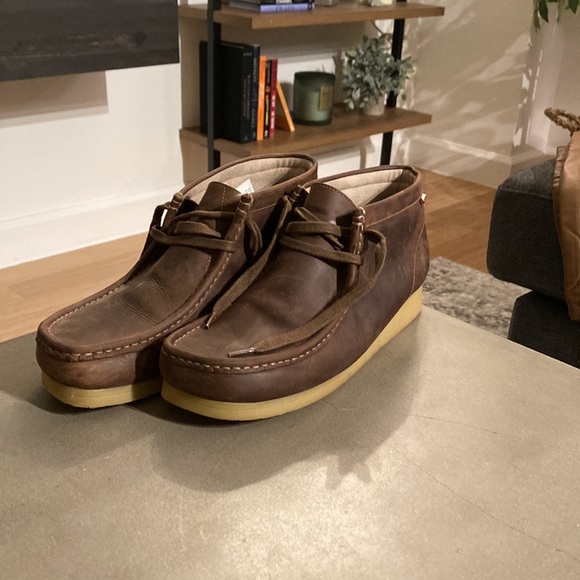 Clark’s Stinson Hi - Size 13 - Picture 2 of 3